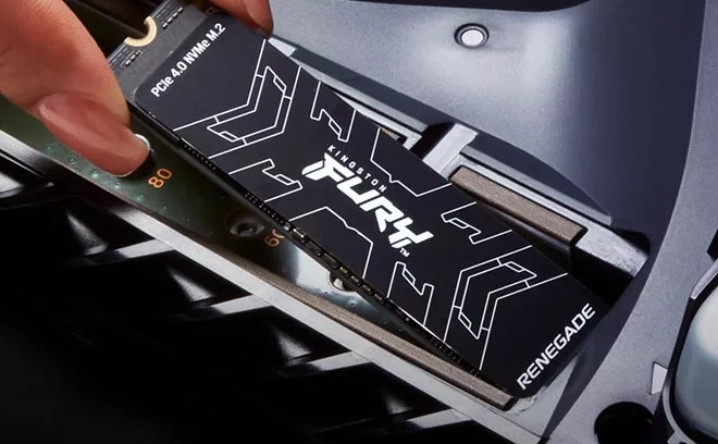 Kingston FURY Renegade SSD z radiatorem