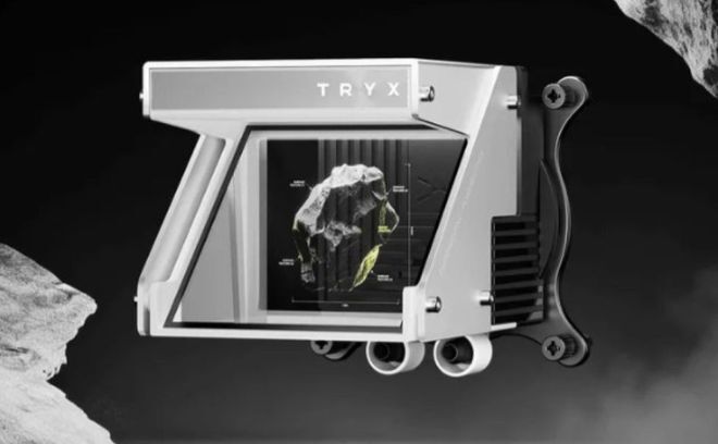 TRYX HOLO 360 - AIO z holograficznym wyświetlaczem