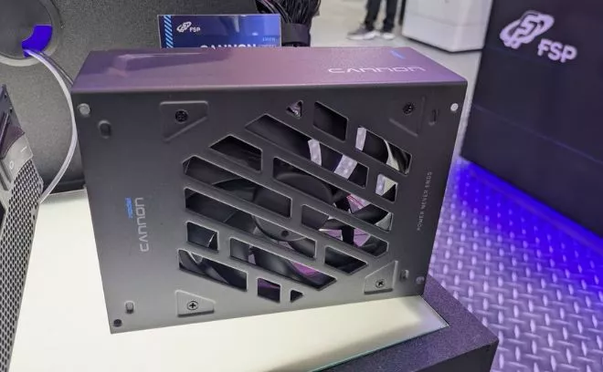 FSP pokazało potężny zasilacz 3300W. Na pokładzie aż sześć złączy 12V-2x6