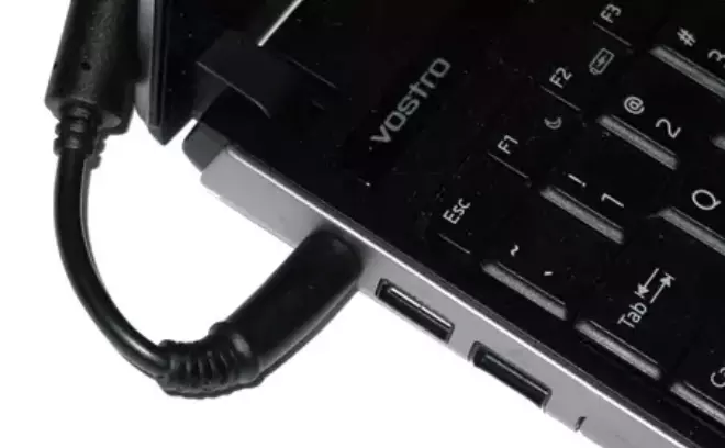 Jak dobrać odpowiedni zasilacz do laptopa / notebooka?