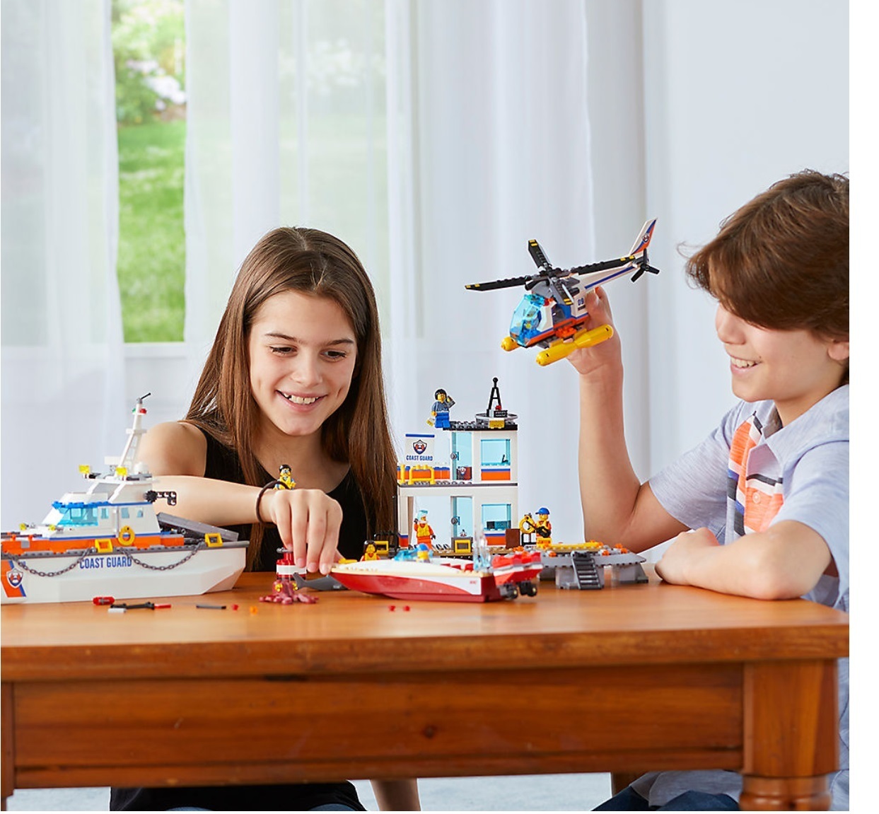 LEGO City 60167 Kwatera straży przybrzeżnej LEGO City 60167 Kwatera straży przybrzeżnej