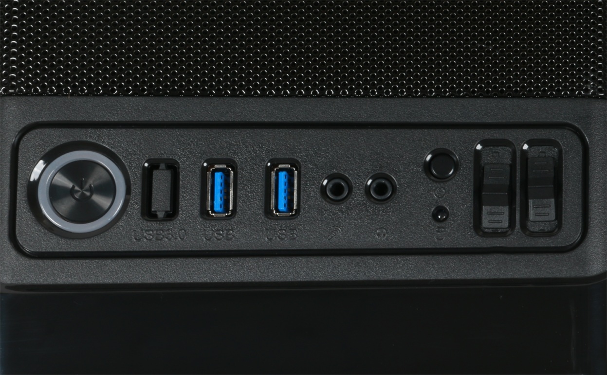 Obudowa do komputera Cyclone Rage R75TG Pure Black Tinted Glass Window