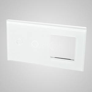 Miniatura produktu: Touchme Duży panel 86x158mm szklany, 1 x przycisk podwójny, 1 x ramka, biały TM702728W