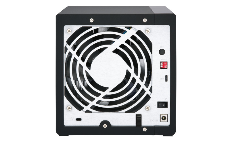 QNAP TR-004 4-wnękowa obudowa rozszerzająca RAID z USB