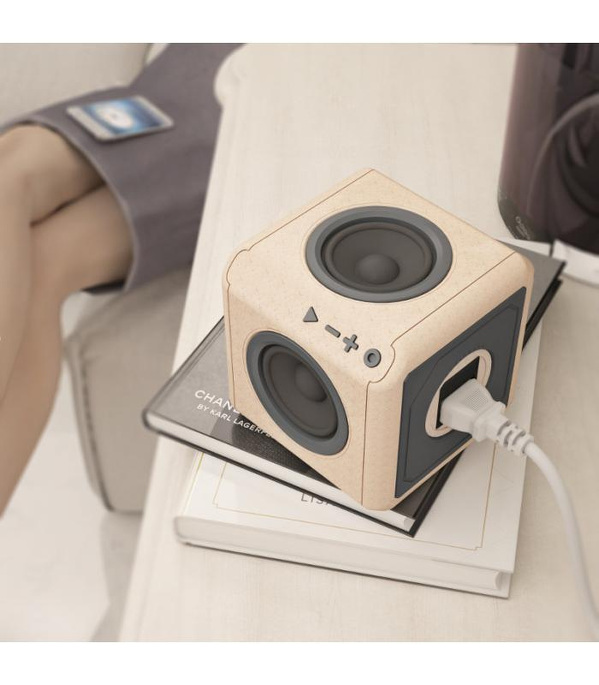 Zdjęcie produktu: Głośnik bezprzewodowy Bluetooth 4.0 AudioCube Portable Wood EU 30W (3702/EUACWD)