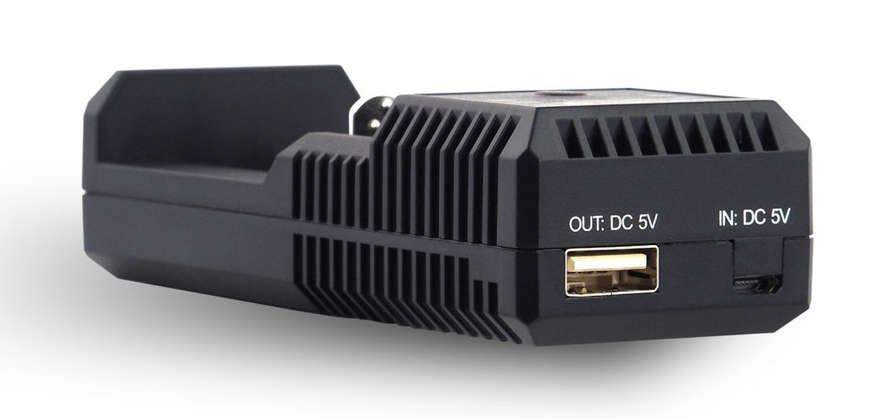 Zdjęcie produktu: Ładowarka akumulatorków cylindrycznych Li-ion oraz Ni-MH 1 niezależny kanał ładowania everActive UC100 Zdjęcie produktu: Ładowarka akumulatorków cylindrycznych Li-ion oraz Ni-MH 1 niezależny kanał ładowania everActive UC100