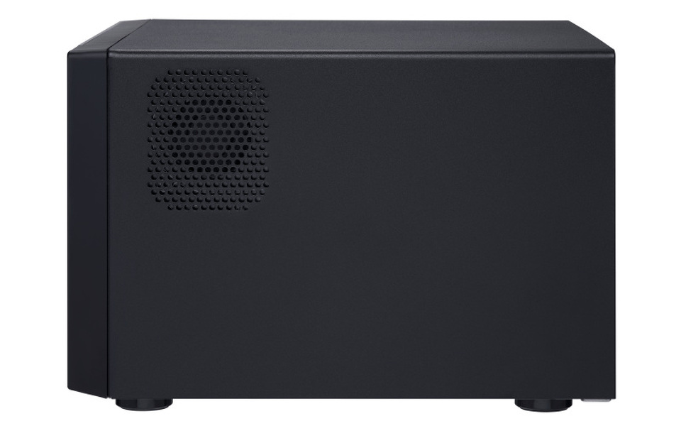 Zdjęcie produktu: Serwer plików QNAP TVS-672XT-i3-8G 6-Bay, Intel Core i3-8100T 4-core 3.1 GHz, 8 GB RAM DDR4, 1x 10 GbE, 2x GbE, 2x M.2 2280 PCIe, 5x USB 3.2, HDMI 2.0, 2 xThunderbolt 3 Zdjęcie produktu: Serwer plików QNAP TVS-672XT-i3-8G 6-Bay, Intel Core i3-8100T 4-core 3.1 GHz, 8 GB RAM DDR4, 1x 10 GbE, 2x GbE, 2x M.2 2280 PCIe, 5x USB 3.2, HDMI 2.0, 2 xThunderbolt 3