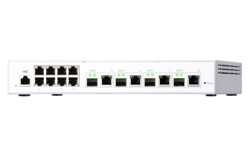 Qnap QSW-M408-4C 12-portowy przełącznik 4x 10GbE SFP+/