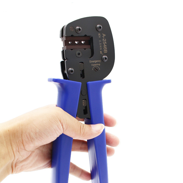 Zdjęcie produktu: Zaciskarka kabli fotowoltaicznych Leader CT002 (2.5 / 4 / 6mm2)