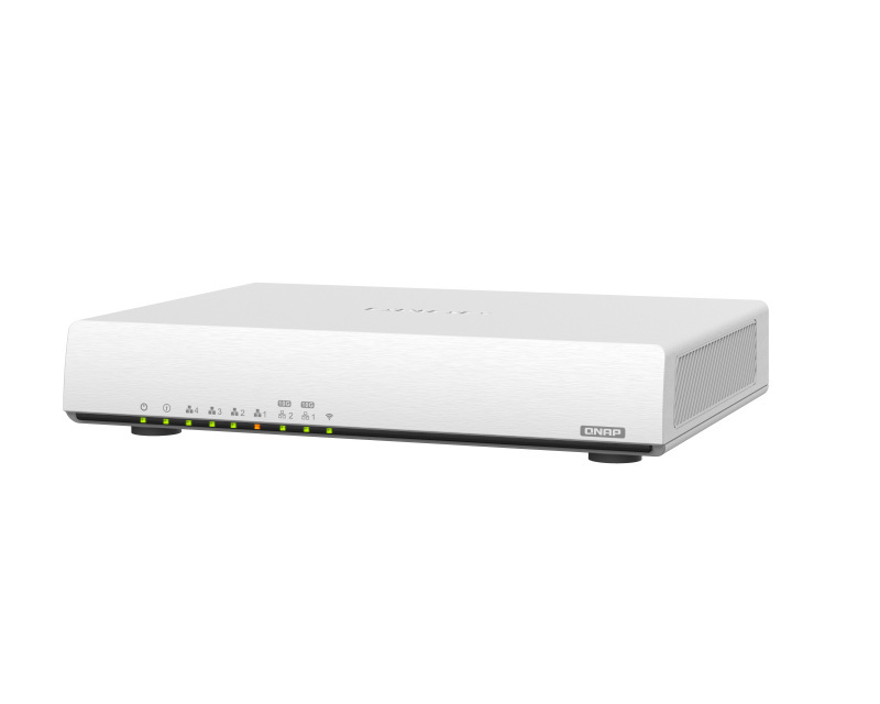 Qnap QHora-301W Router 2 x 10GbE, SD-WAN i Wi-Fi 6
