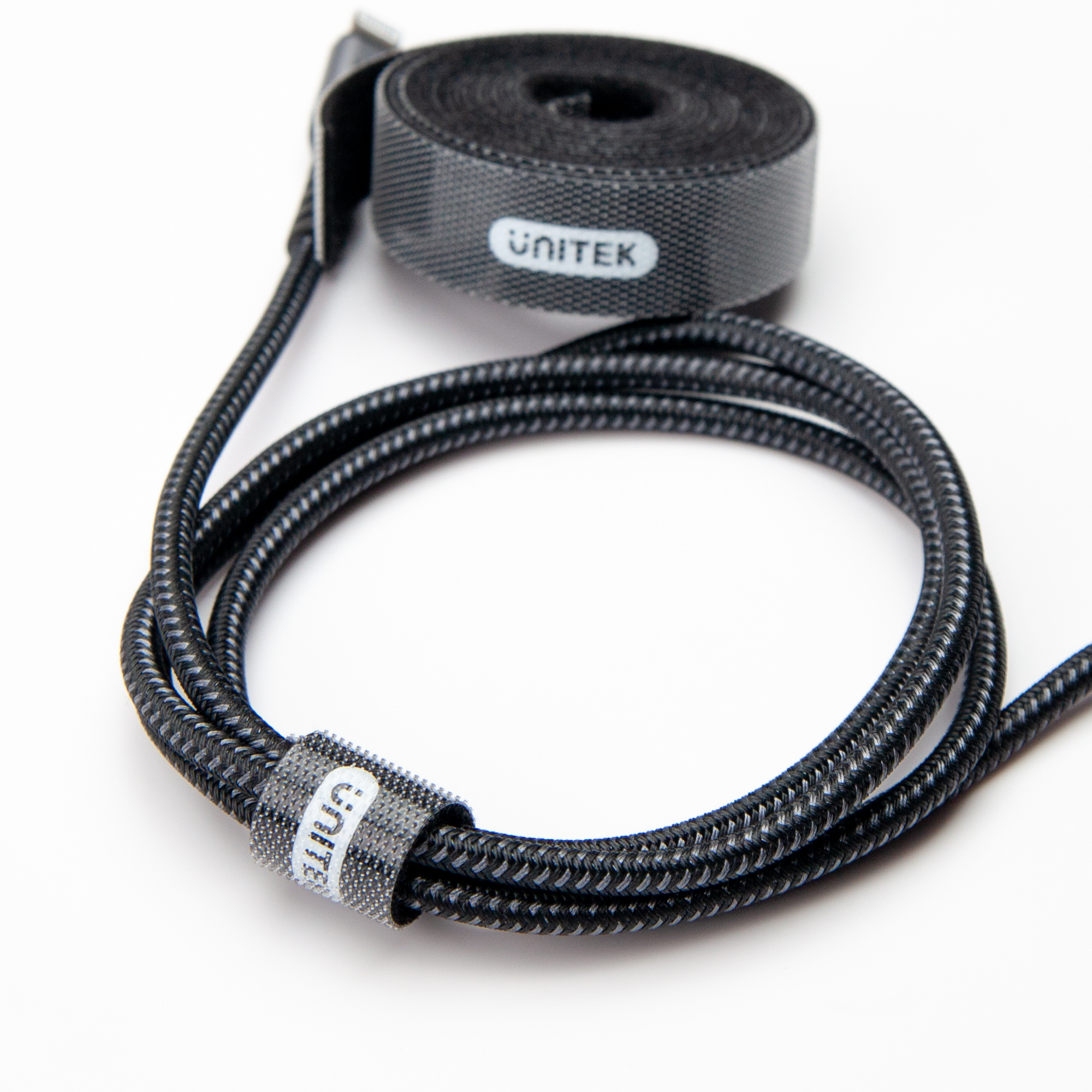 Taśma rzepowa, organizer kabli Unitek 2m (OT141BK) Taśma rzepowa, organizer kabli Unitek 2m (OT141BK)