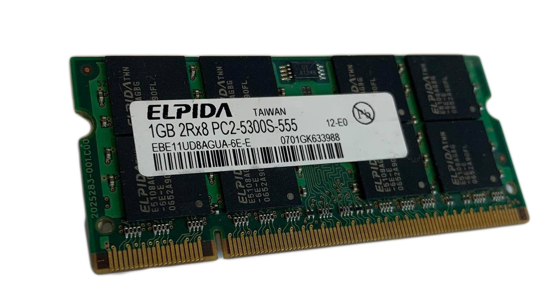 Zdjęcie produktu: Pamięć RAM Elpida 1GB 2RX8 Zdjęcie produktu: Pamięć RAM Elpida 1GB 2RX8