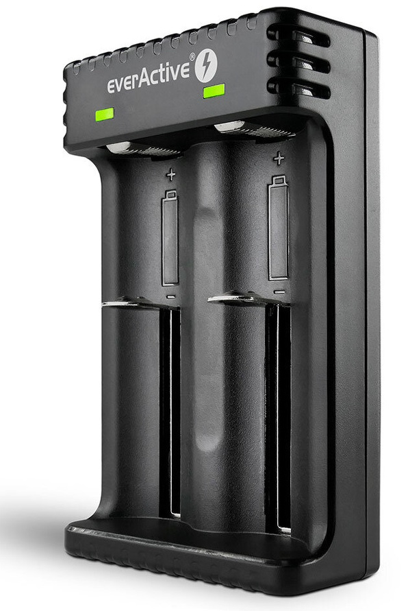 Zdjęcie produktu: Ładowarka akumulatorków cylindrycznych Li-ion 2 niezależne kanały ładowania everActive LC-200 Zdjęcie produktu: Ładowarka akumulatorków cylindrycznych Li-ion 2 niezależne kanały ładowania everActive LC-200