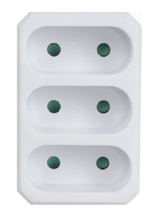 Zdjęcie produktu: Gniazdko prądowe Maclean, Potrójne płaskie, Wtyk uniwersalny, 16A, max. 3680W, MCE212