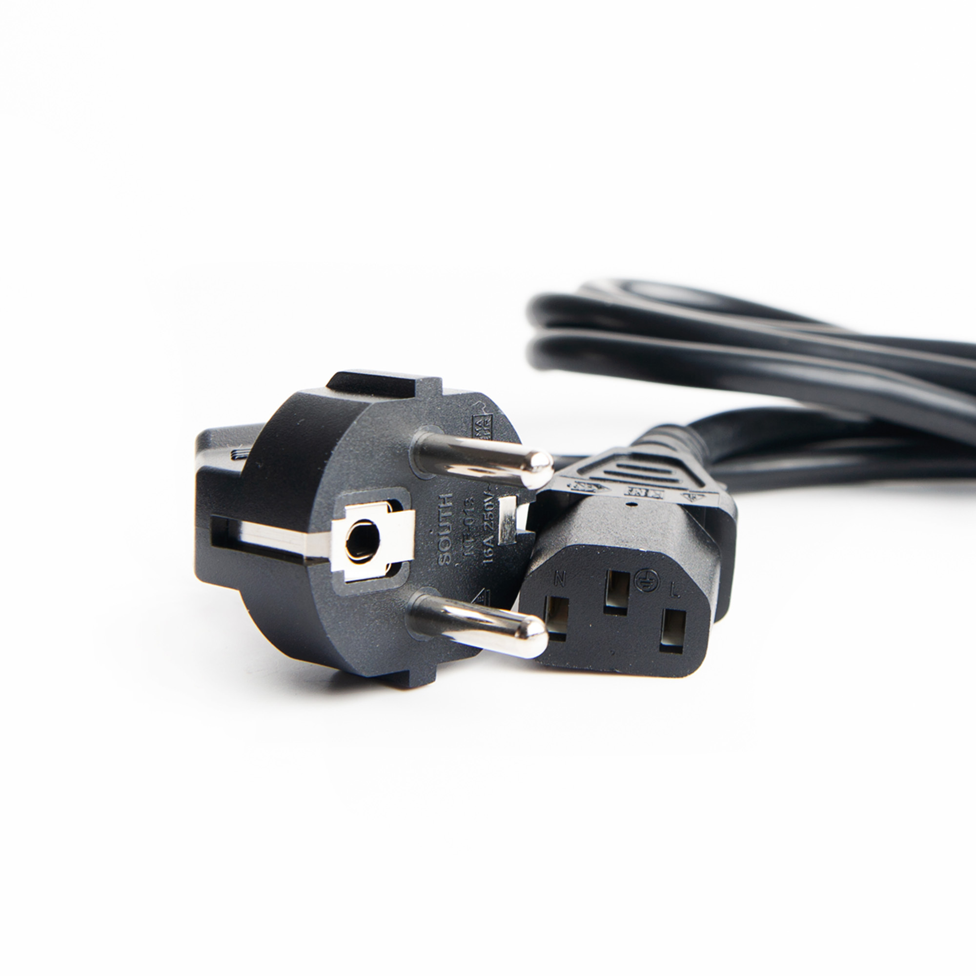 Unitek Kabel zasilający do komputera/monitora 1,5m (PC116BK) Unitek Kabel zasilający do komputera/monitora 1,5m (PC116BK)