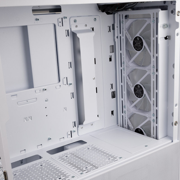 Zdjęcie produktu: Lian Li LANCOOL II Mesh C RGB Snow Edition