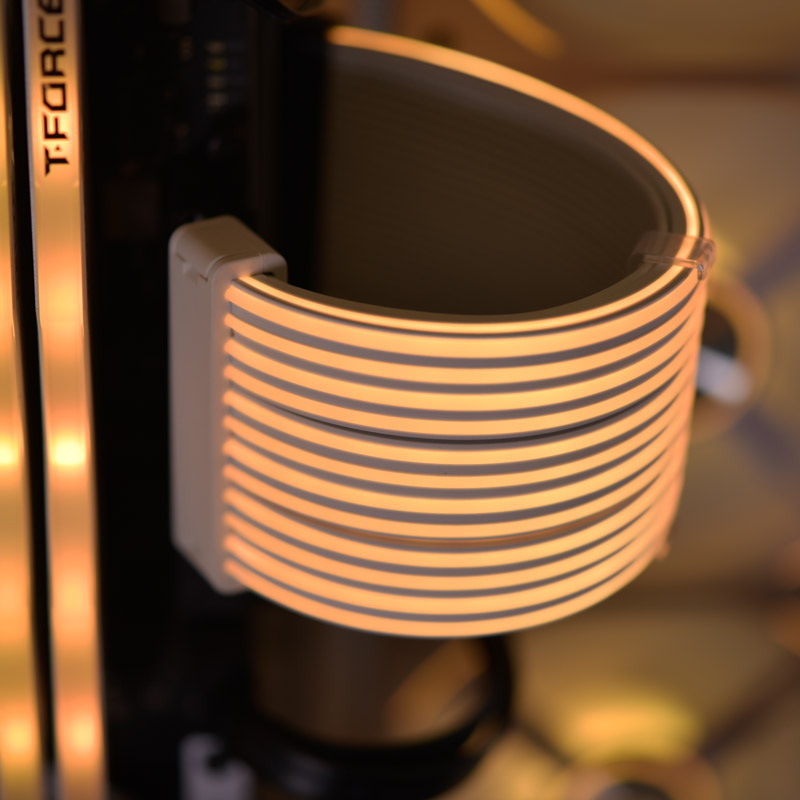 Lian Li Strimer Plus 24-pin ARGB v2, przedłużacz kabla do zasilania płyty głównej 20cm Lian Li Strimer Plus 24-pin ARGB v2, przedłużacz kabla do zasilania płyty głównej 20cm