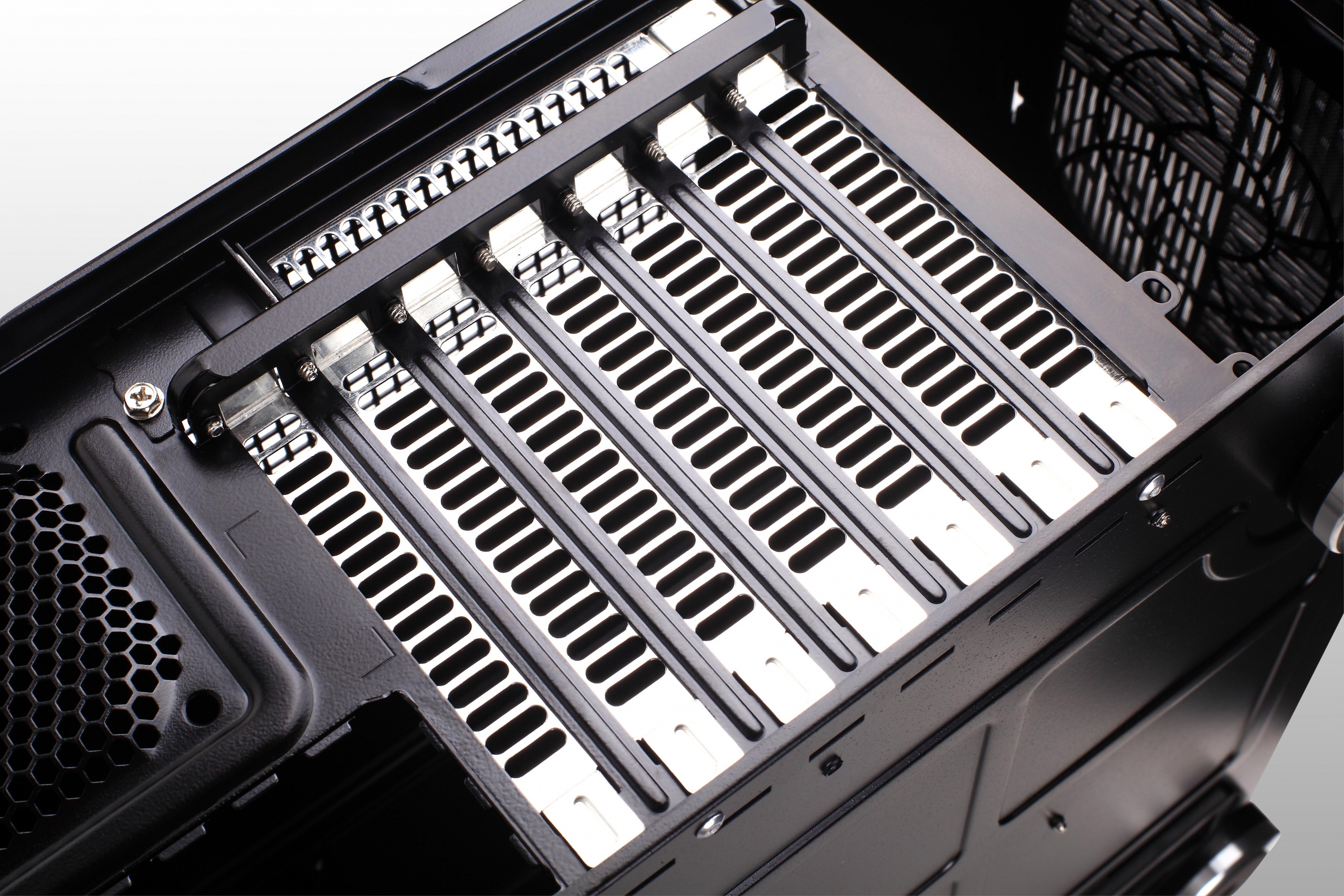 Obudowa SilverStone Grandia GD07B-C Desktop Black USB-C Obudowa SilverStone Grandia GD07B-C Desktop Black USB-C