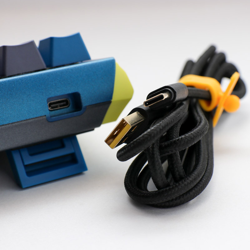 Ducky ONE 3 Daybreak SF MX-Clear RGB LED