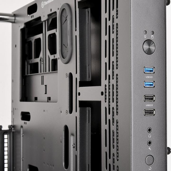 Zdjęcie produktu: Obudowa Thermaltake Core P3 Tempered Glass Curved Edition