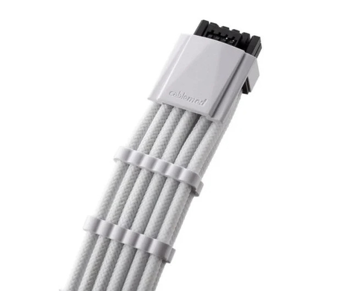 Zdjęcie produktu: Kabel CableMod Pro ModMesh 12VHPWR z 3x PCI-e 8-pin biały 45cm Zdjęcie produktu: Kabel CableMod Pro ModMesh 12VHPWR z 3x PCI-e 8-pin biały 45cm