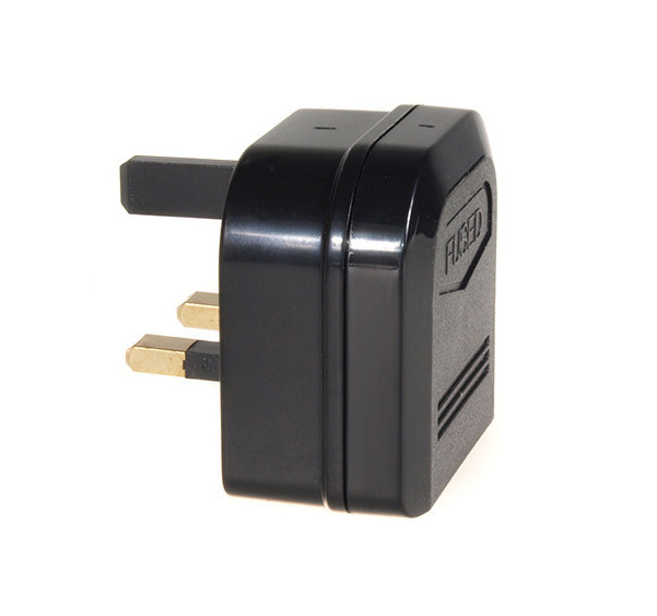 Adapter gniazdo EU Maclean Na wtyk UK MCE71 Adapter gniazdo EU Maclean Na wtyk UK MCE71