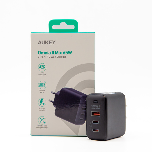 Zdjęcie produktu: Ładowarka sieciowa Aukey GaN, 2x USB-C, USB-A, QC, PD 65W (PA-B6T BK) Zdjęcie produktu: Ładowarka sieciowa Aukey GaN, 2x USB-C, USB-A, QC, PD 65W (PA-B6T BK)
