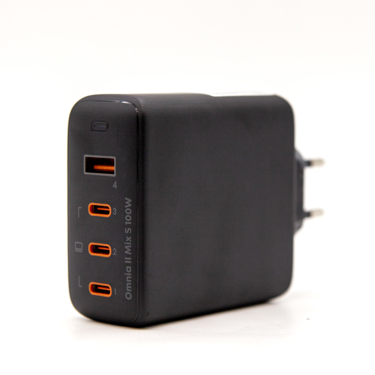 Ładowarka sieciowa Aukey GaN, 3x USB-C, USB-A, QC, PD 100W (PA-B7S BK) Ładowarka sieciowa Aukey GaN, 3x USB-C, USB-A, QC, PD 100W (PA-B7S BK)