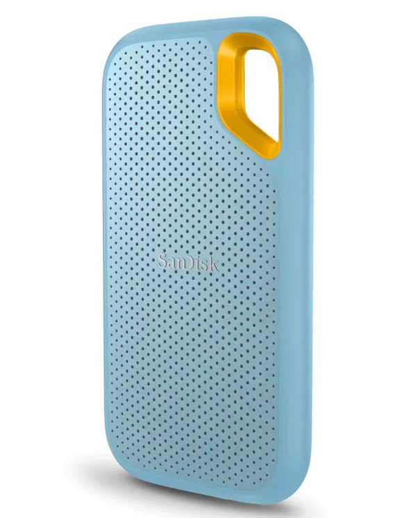 Zdjęcie produktu: Dysk przenośny SanDisk Extreme Portable SSD 2TB 1050 MB/s sky-blue (SDSSDE61-2T00-G25B) Zdjęcie produktu: Dysk przenośny SanDisk Extreme Portable SSD 2TB 1050 MB/s sky-blue (SDSSDE61-2T00-G25B)