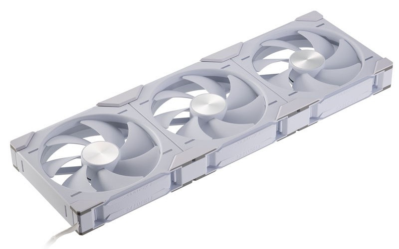 Phanteks D30 PWM Regular ARGB 140mm 3-pak Phanteks D30 PWM Regular ARGB 140mm 3-pak