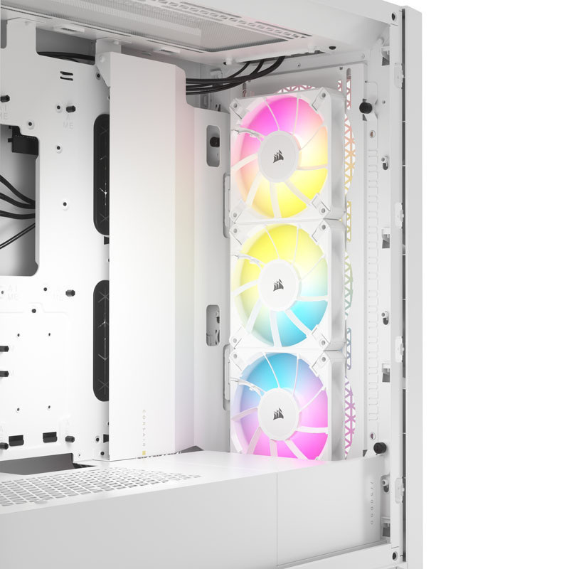 Corsair iCUE 5000D RGB Airflow biała
