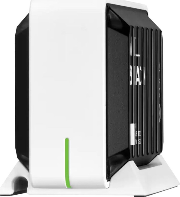 Zdjęcie produktu: Dysk przenośny WD BLACK D30 Game Drive SSD for Xbox 1TB USB TYP-C 3.2 900 MB/s (WDBAMF0010BBW-WESN) Zdjęcie produktu: Dysk przenośny WD BLACK D30 Game Drive SSD for Xbox 1TB USB TYP-C 3.2 900 MB/s (WDBAMF0010BBW-WESN)