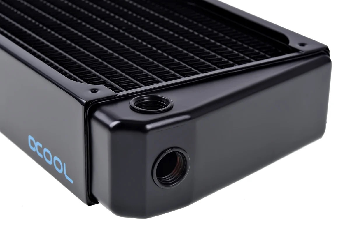 Alphacool NexXxoS XT45 Full Copper X-Flow 360mm Radiator Alphacool NexXxoS XT45 Full Copper X-Flow 360mm Radiator