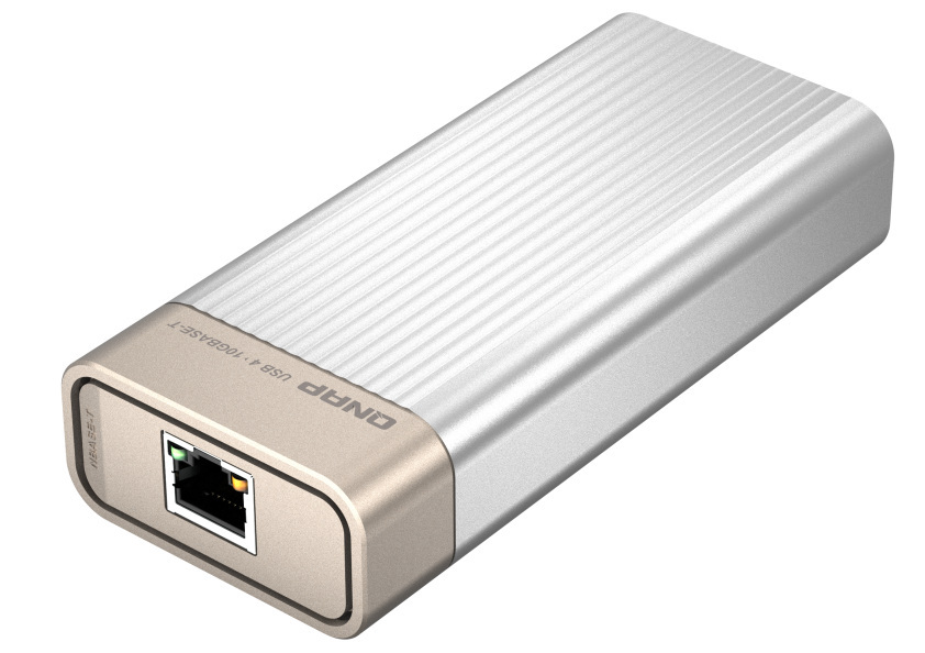 Qnap QNA-UC10G1T 1x port USB 4 typ-C; port 10GbE NBASE RJ45