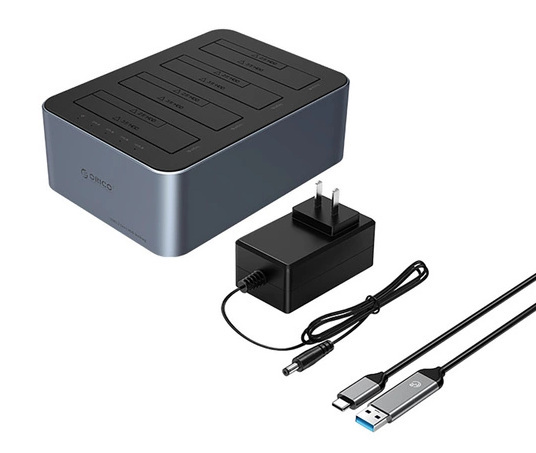 Stacja dokująca na 4 x dysk 2,5