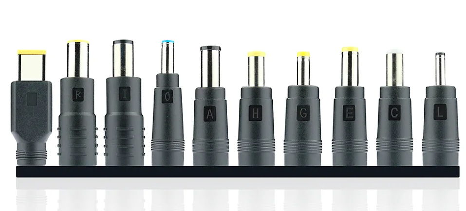 Uniwersalny zasilacz napięcia USB-C PD 10 wtyków AD-PD65