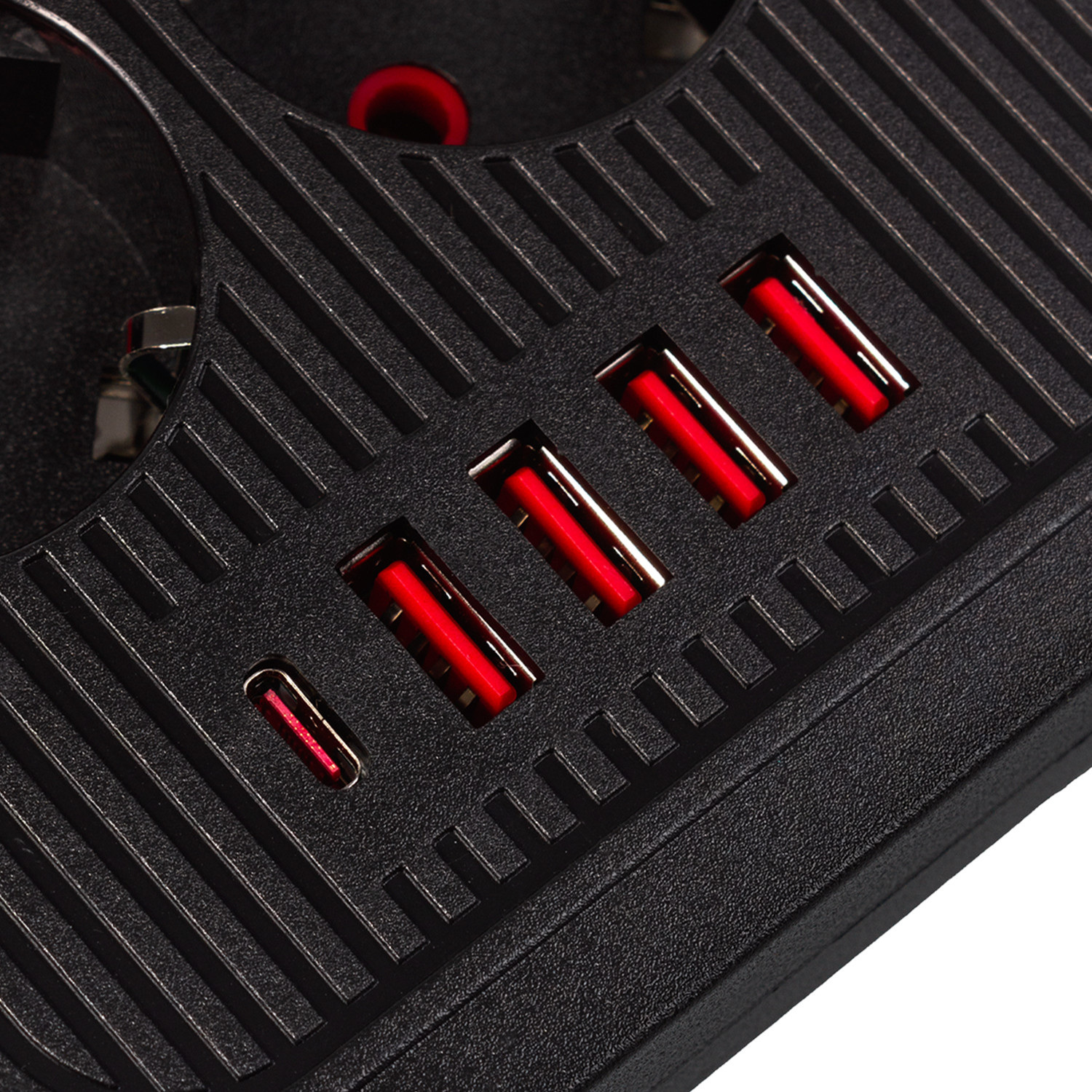 Listwa zasilająca Maclean 6 gniazd+4xUSB+1xUSB-C 3m czarna