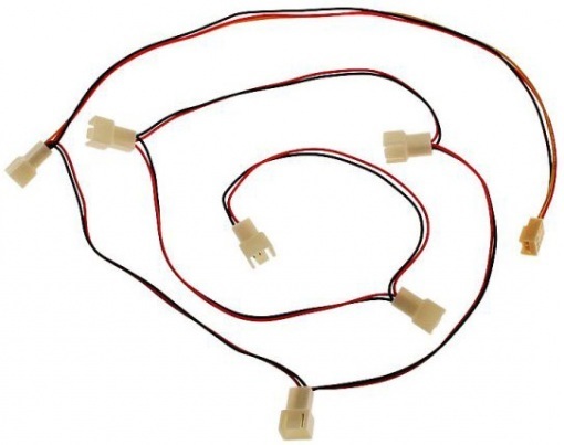 InLine 33436 Rozgałęziacz z Molex 3-pin na 6 x Molex 3-pin