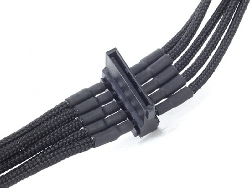 Zdjęcie produktu: SilverStone PP06 (SST-PP06B-3SATA80M) 6pin to SATA & Slimline SATA 300+150+150+200mm Individually Sleeved Modular Cable, black