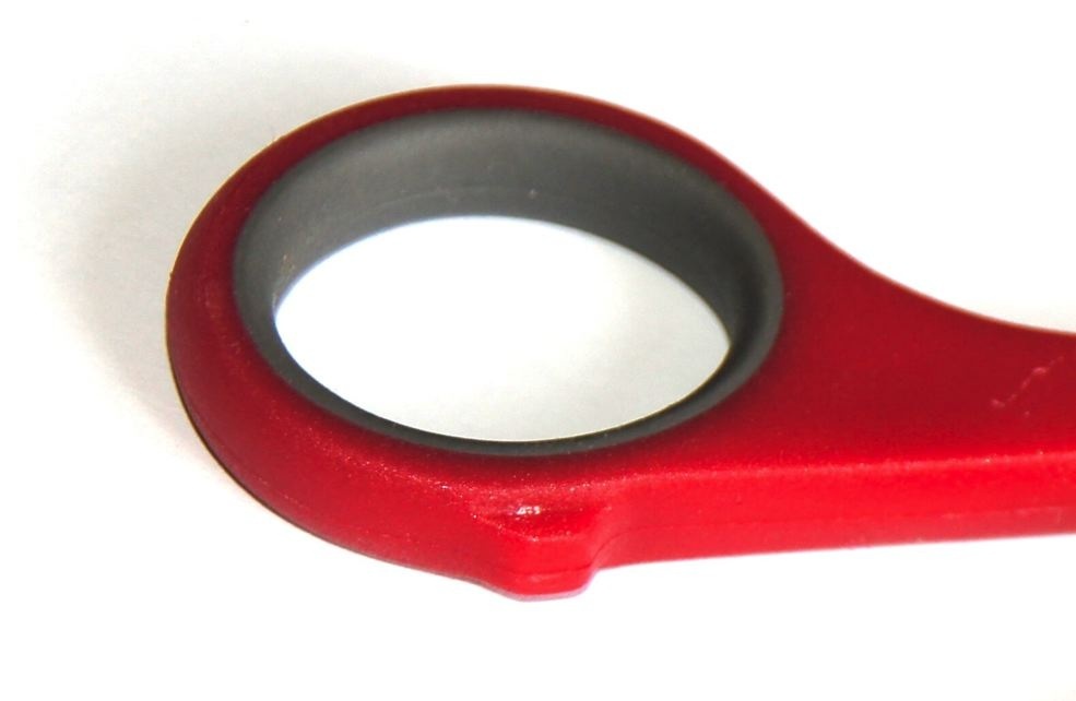 Nożyczki biurowe, klasyczne, ostre ostrza oraz miękkie wykończenie uchwytów