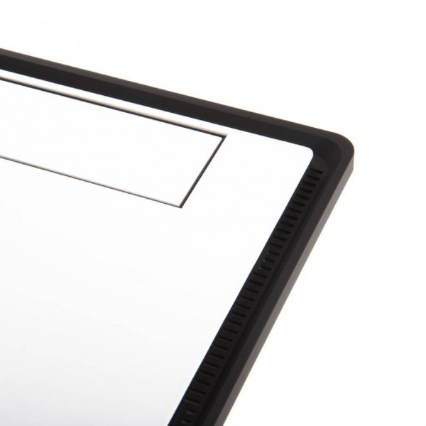 Zdjęcie produktu: Panel przedni BitFenix Prodigy Front Panel White / Black (BFC-PRO-300-WKFNA-RP), Biało-czarny