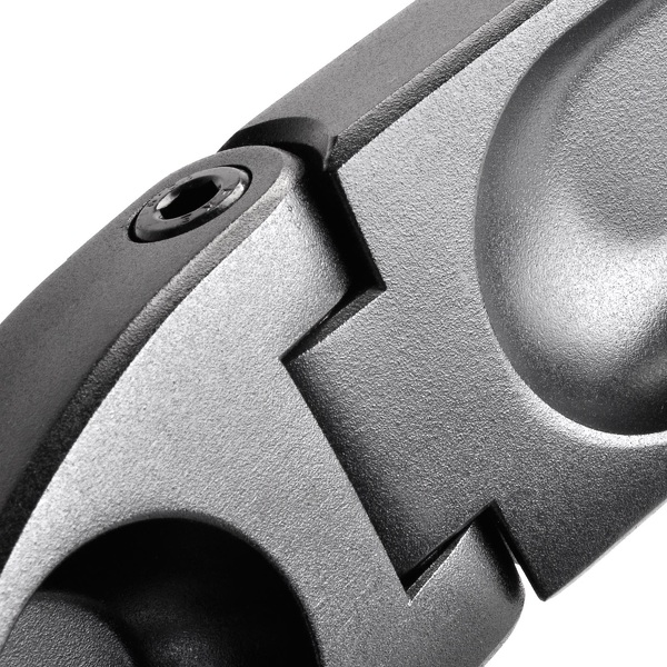 Zdjęcie produktu: SilverStone ARM31 (SST-ARM31BS) stojak pod trzy monitory (przykręcany do krawędzi biurka)