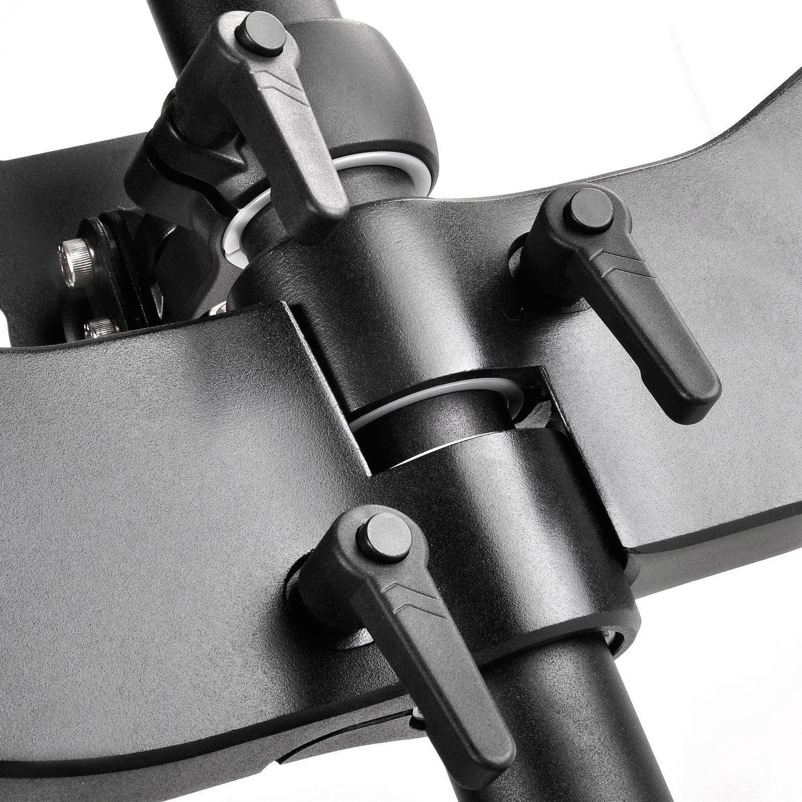 SilverStone ARM31 (SST-ARM31BS) stojak pod trzy monitory (przykręcany do krawędzi biurka)