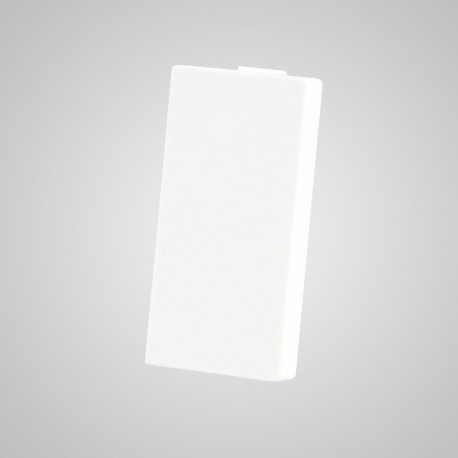 Touchme TMZASW Moduł 1/2, zaślepka, biała Touchme TMZASW Moduł 1/2, zaślepka, biała