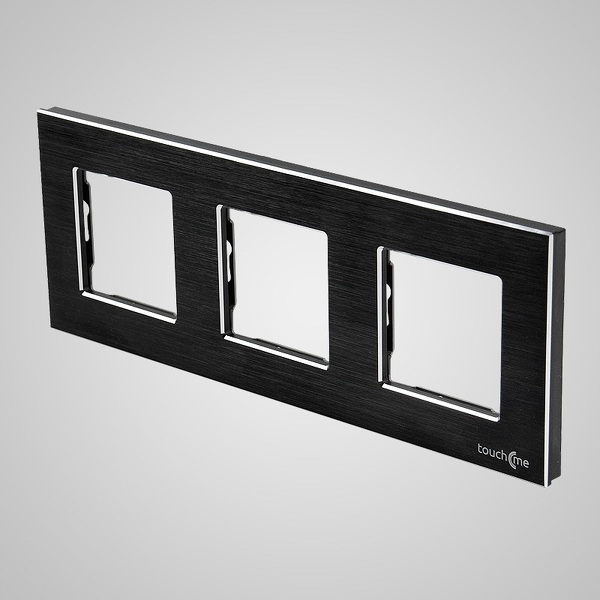 Zdjęcie produktu: Touchme TM617B Ramka 3-krotna 86x228mm aluminium, czarna
