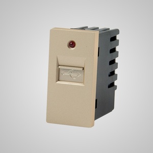 Miniatura produktu: Touchme TM901G Moduł 1/2 gniazdo USB, przesłona, lampka sygnalizacyjna, złote Miniatura produktu: Touchme TM901G Moduł 1/2 gniazdo USB, przesłona, lampka sygnalizacyjna, złote
