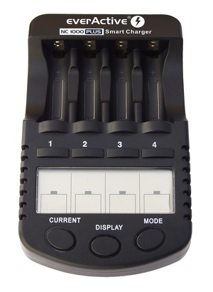 Miniatura produktu: Ładowarka akumulatorków Ni-MH 4 niezależne kanały ładowania everActive NC-1000 PLUS Miniatura produktu: Ładowarka akumulatorków Ni-MH 4 niezależne kanały ładowania everActive NC-1000 PLUS