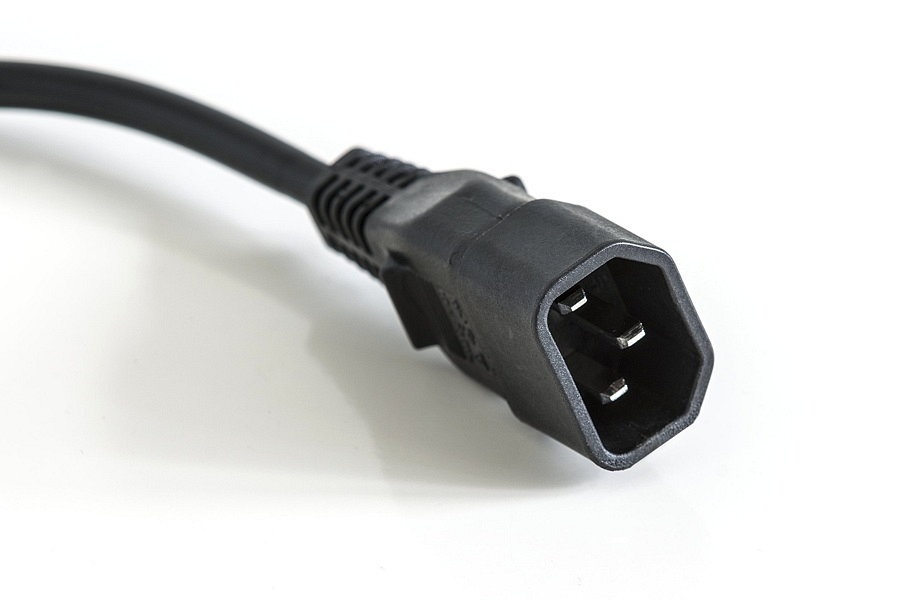 Listwa zasilająca Armac Classic 5B Rack 19" IEC C14, 5 gniazd, czarna 1.5m (C5B/15/R/CZ/IEC)