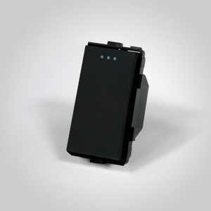 Miniatura produktu: Touchme ME614B 1/2 modułu - mechanizm pojedynczy, czarny