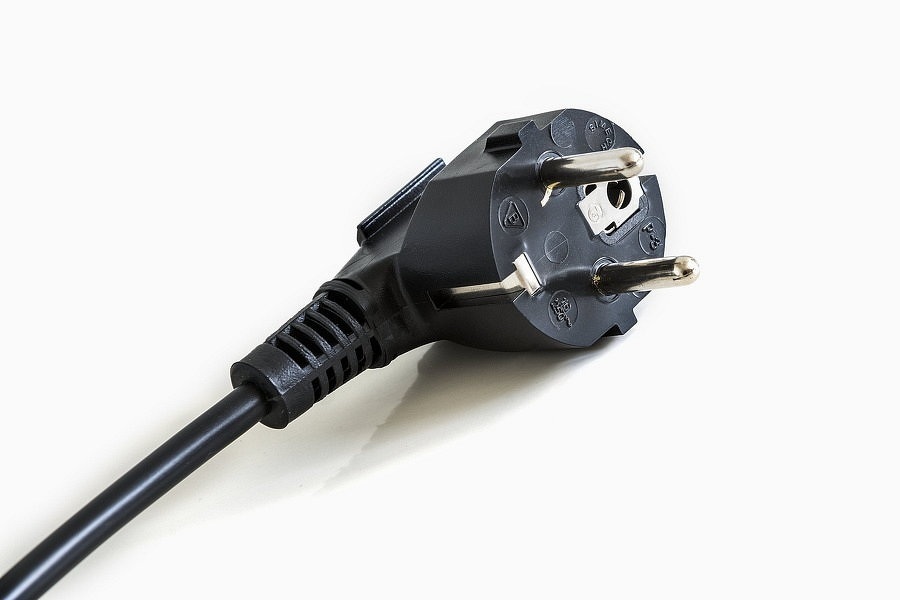 Zdjęcie produktu: Listwa zasilająca Armac Multi M33 czarna 1.5m, 6 gniazd (M33/15/CZ)